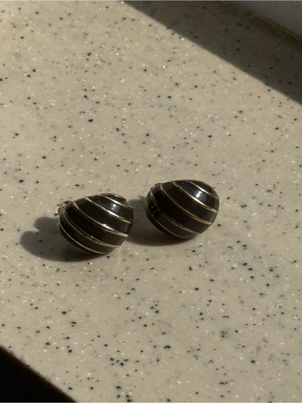 Vtg. Black Enamel & Gold Ribbed Clip-On Earrings